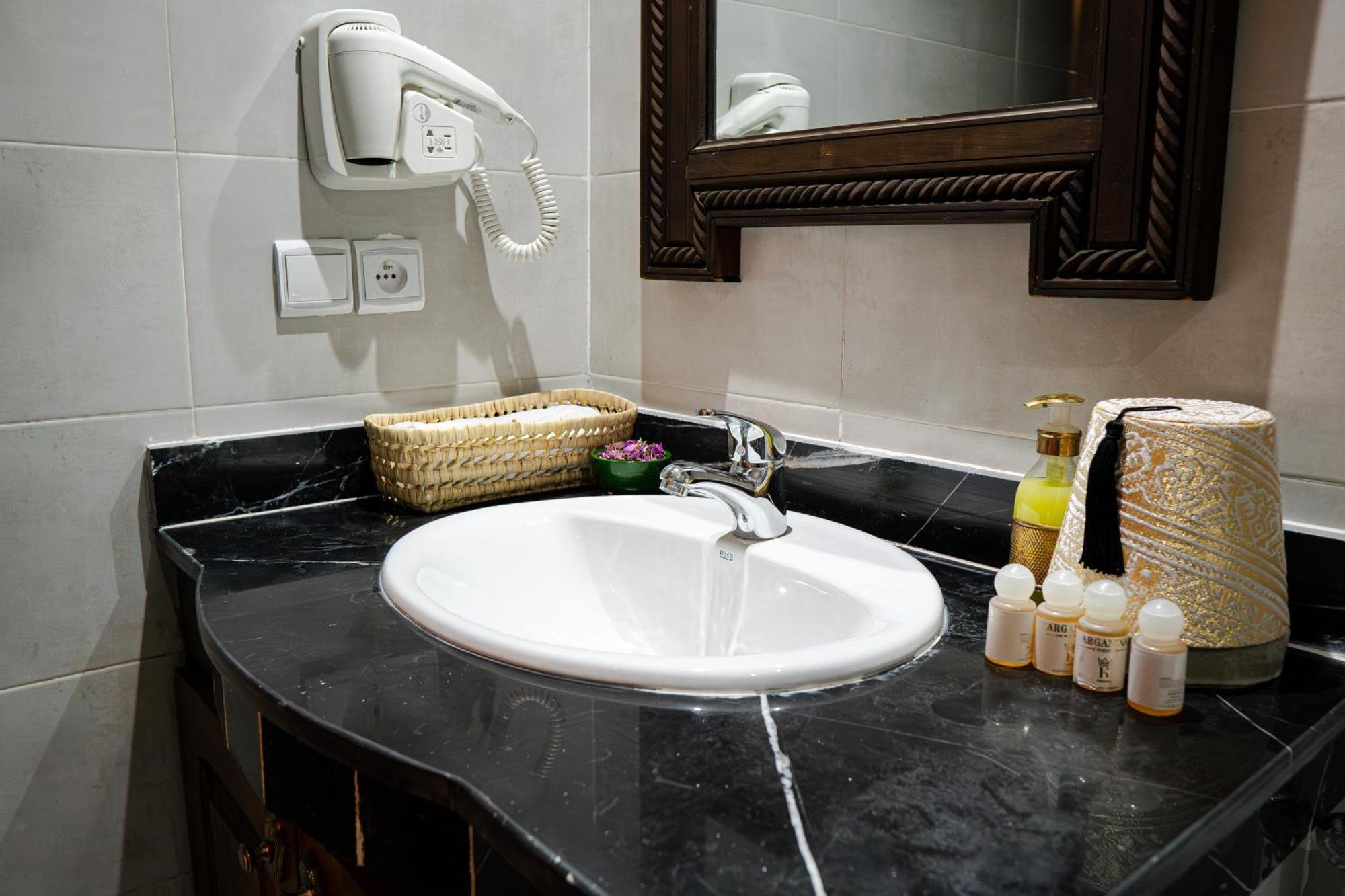 פס Darif'S Riad & Spa מראה חיצוני תמונה